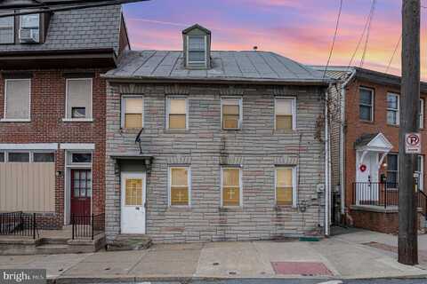 712 S QUEEN STREET, LANCASTER, PA 17603