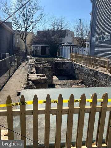 310 JERSEY AVENUE, GLOUCESTER CITY, NJ 08030