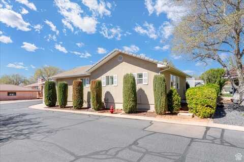 180 N 1100 E, Washington, UT 84780