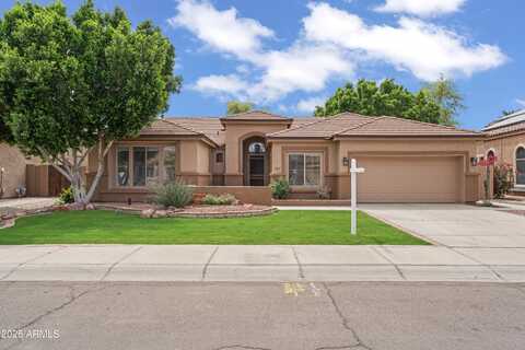 7167 W TRAILS Drive, Glendale, AZ 85308