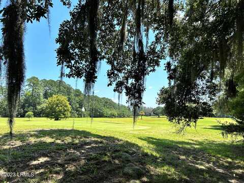 92 Tuscarora Avenue, Beaufort, SC 29907