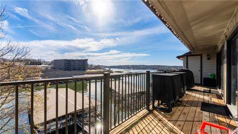 101 Circle Edge, Lake Ozark, MO 65049
