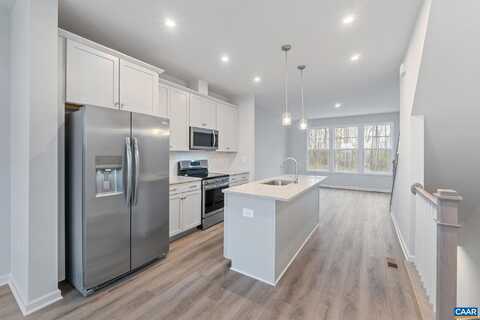25 WOODBURN RD, CHARLOTTESVILLE, VA 22901
