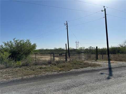4796 Leslie Ln, Beeville, TX 78102