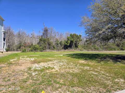 216 Colleton Square, Newport, NC 28570