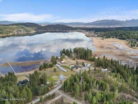 13687 N Hauser Lake Rd, Post Falls, ID 83854