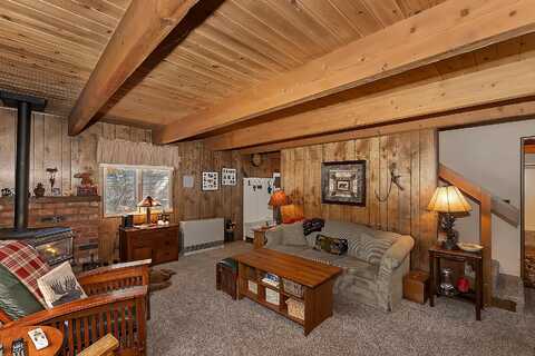 126 W Rainbow Boulevard, Big Bear City, CA 92314