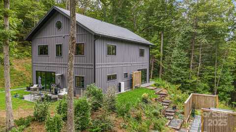 47 Webb Cove Road, Asheville, NC 28804