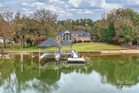 2045 Driftwood Circle, Fort Mill, SC 29708