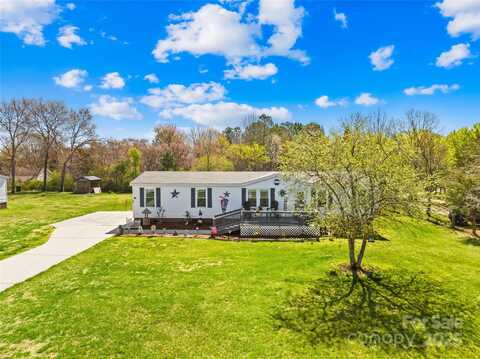 590 County Line Road, Stony Point, NC 28678