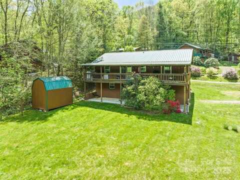 44 Robin Hood Lane, Maggie Valley, NC 28751