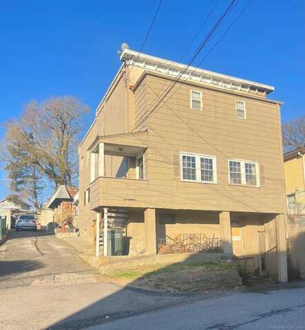 45 Sampson Street, Bridgeport, CT 06606