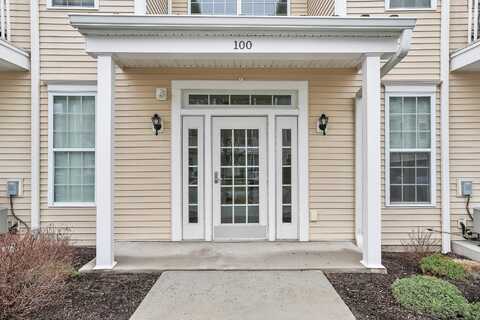 124 Center Meadow Lane, Danbury, CT 06810