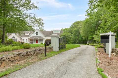 360 New London Turnpike, Stonington, CT 06378