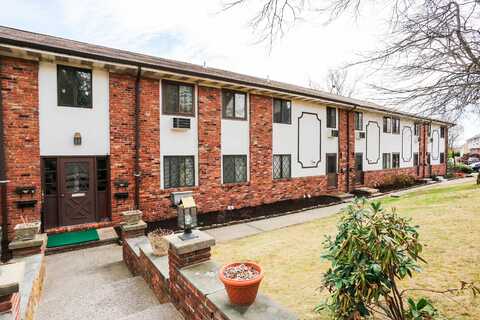 37 Columbus Place, Stamford, CT 06907