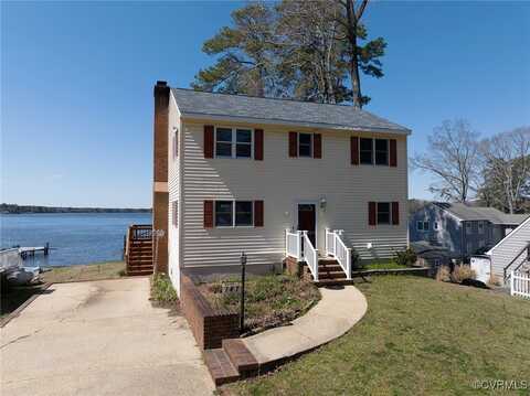 147 Beach Drive, Hartfield, VA 23071