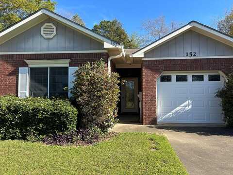 152 Candle Brook Dr., Dothan, AL 36303