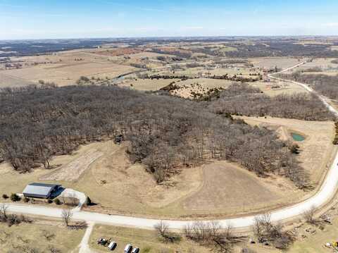1122 220th Street, Winterset, IA 50273
