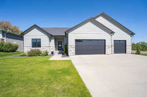 9450 Bottlebrush Road, Norwalk, IA 50211