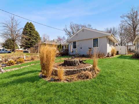 729 20th Street, West Des Moines, IA 50265