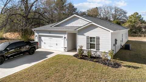 307 E Seventh Avenue, Raeford, NC 28376