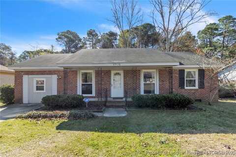 2951 Peacock Street, Hope Mills, NC 28348