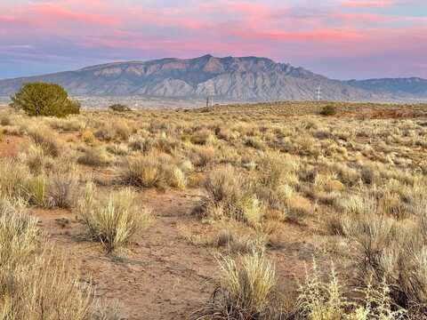 Moon Road NE, Rio Rancho, NM 87144