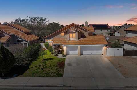 43663 Byron Drive, Lancaster, CA 93535