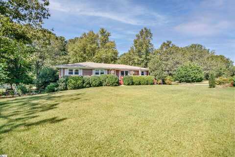 201 E Standing Springs Road, Simpsonville, SC 29680