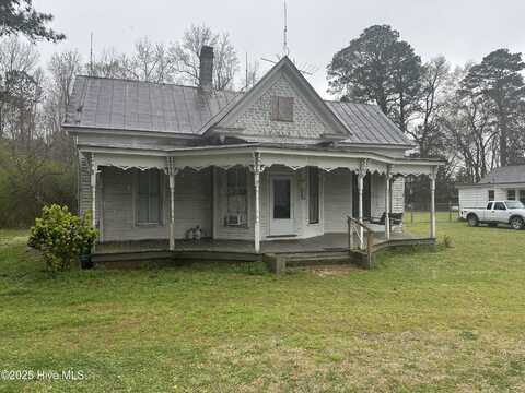 3268 Crisp Street, Falkland, NC 27827