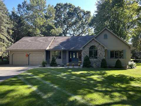 6679 W Timber Lane, Ludington, MI 49431