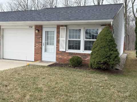 590 Yorkshire Square, Milan, MI 48160