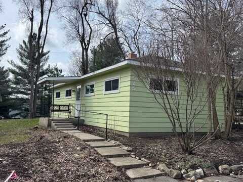 525 W Chicago Street, Coldwater, MI 49036