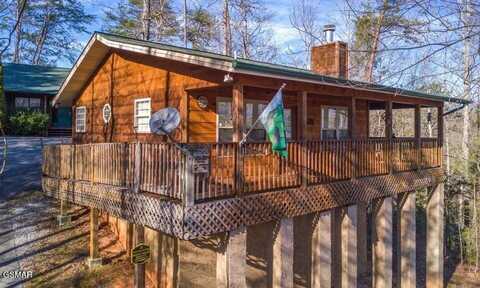 518 Parton Drive, Gatlinburg, TN 37738
