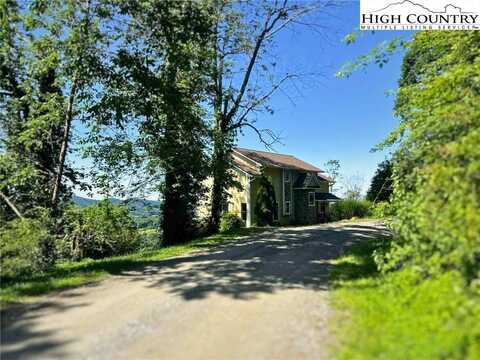 1395 Tom's Knob, Sparta, NC 28675