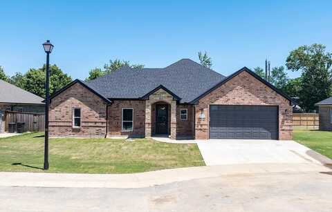 717 Cobblestone Cir, Mabank, TX 75147