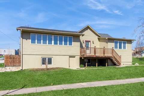 130 W Main St, Oxford, IA 52322