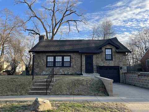 1531 Center Ave, IowaCity, IA 52240