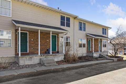 957 Boston Way #3, Coralville, IA 52241