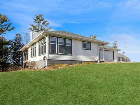 163 250th St, WestBranch, IA 52358