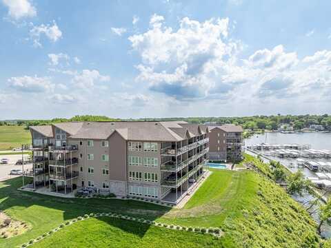 580 Linden Drive 104, Arnolds Park, IA 51331