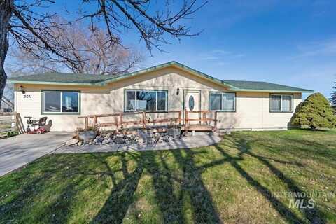 3011 Toms Cabin Rd, Emmett, ID 83617