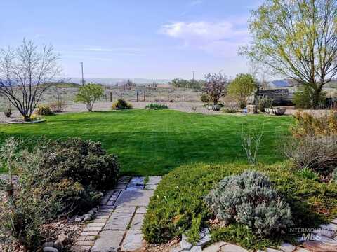 2480 1st Ln E., Parma, ID 83660