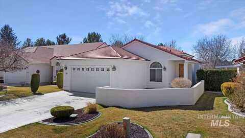 221 Los Lagos, Twin Falls, ID 83301