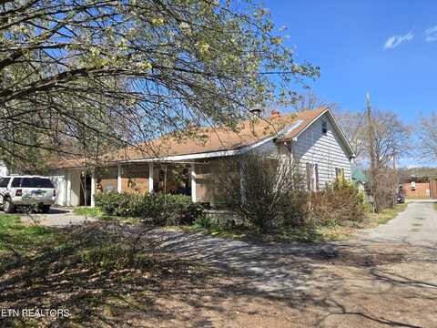 501 W Rockwood St., Rockwood, TN 37854