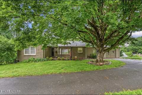 202 Highland Circle, Lenoir City, TN 37772