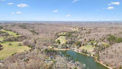 3798 Lakeland Drive, Lenoir City, TN 37772