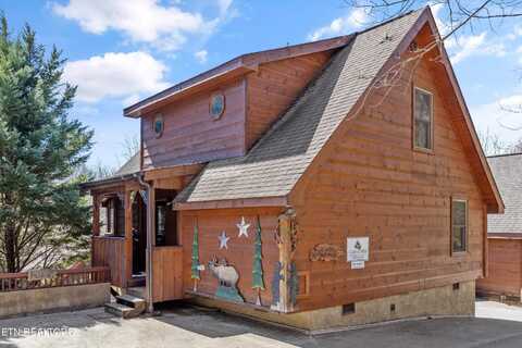 330 Greenwood Way, Pigeon Forge, TN 37863