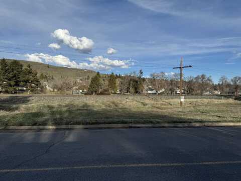 Crescent Avenue, Klamath Falls, OR 97601