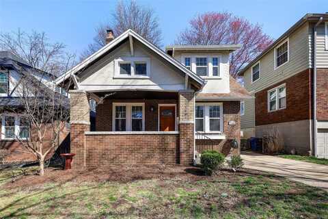 7581 Warner Avenue, Saint Louis, MO 63117